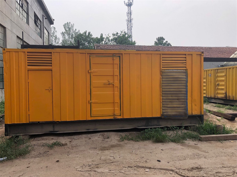 兰州发电机出租进行负载测试时，电瓶电量不足的具体判断标准是什么？